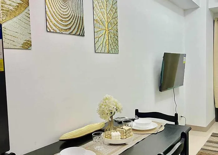 Crystal S Residences 1br By Jbco Bed & Breakfast